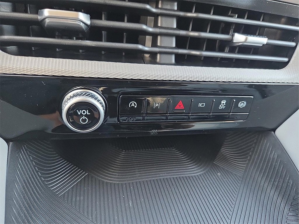 New 2026 Ford Explorer Active image 15