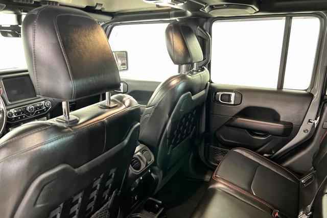 Used 2021 Jeep Gladiator Rubicon AWD/4WD image 19