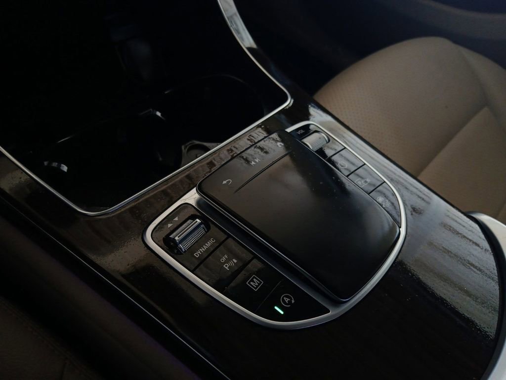 Used 2022 Mercedes-Benz GLC 300 image 20