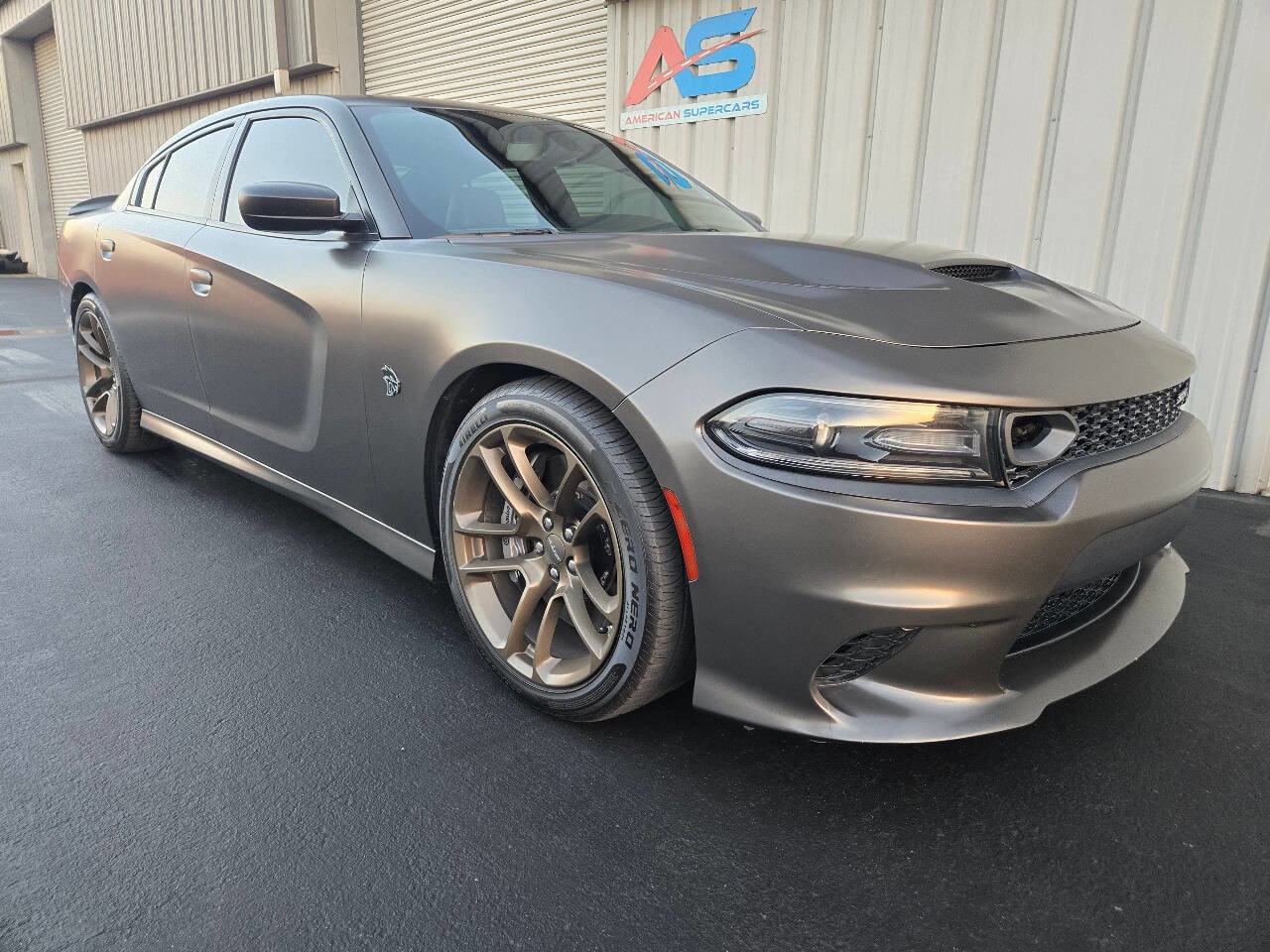 Used 2019 Dodge Charger SRT Hellcat w/ Navigation & Travel Group RWD image 13