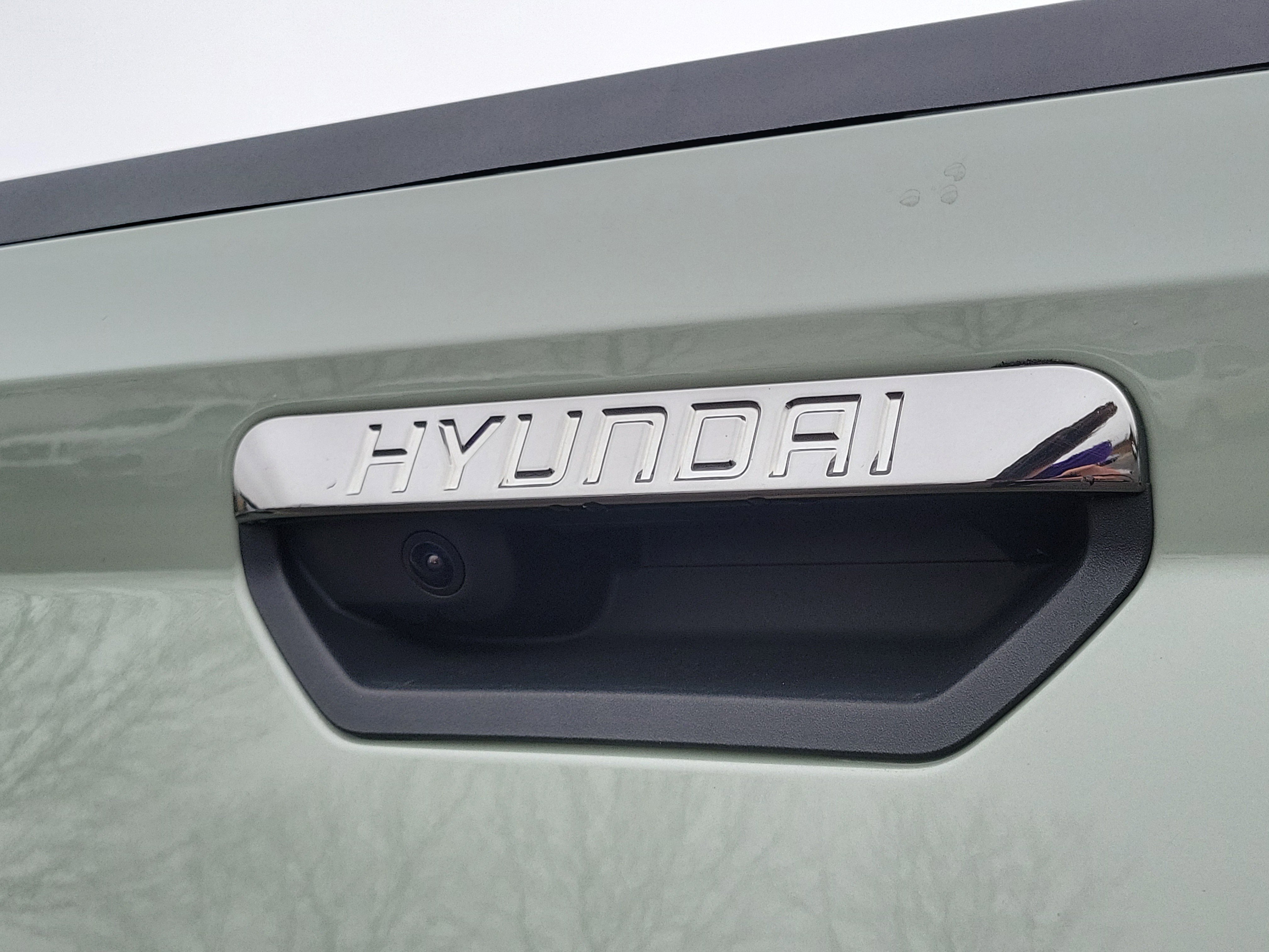 Used 2022 Hyundai Santa Cruz Limited image 6