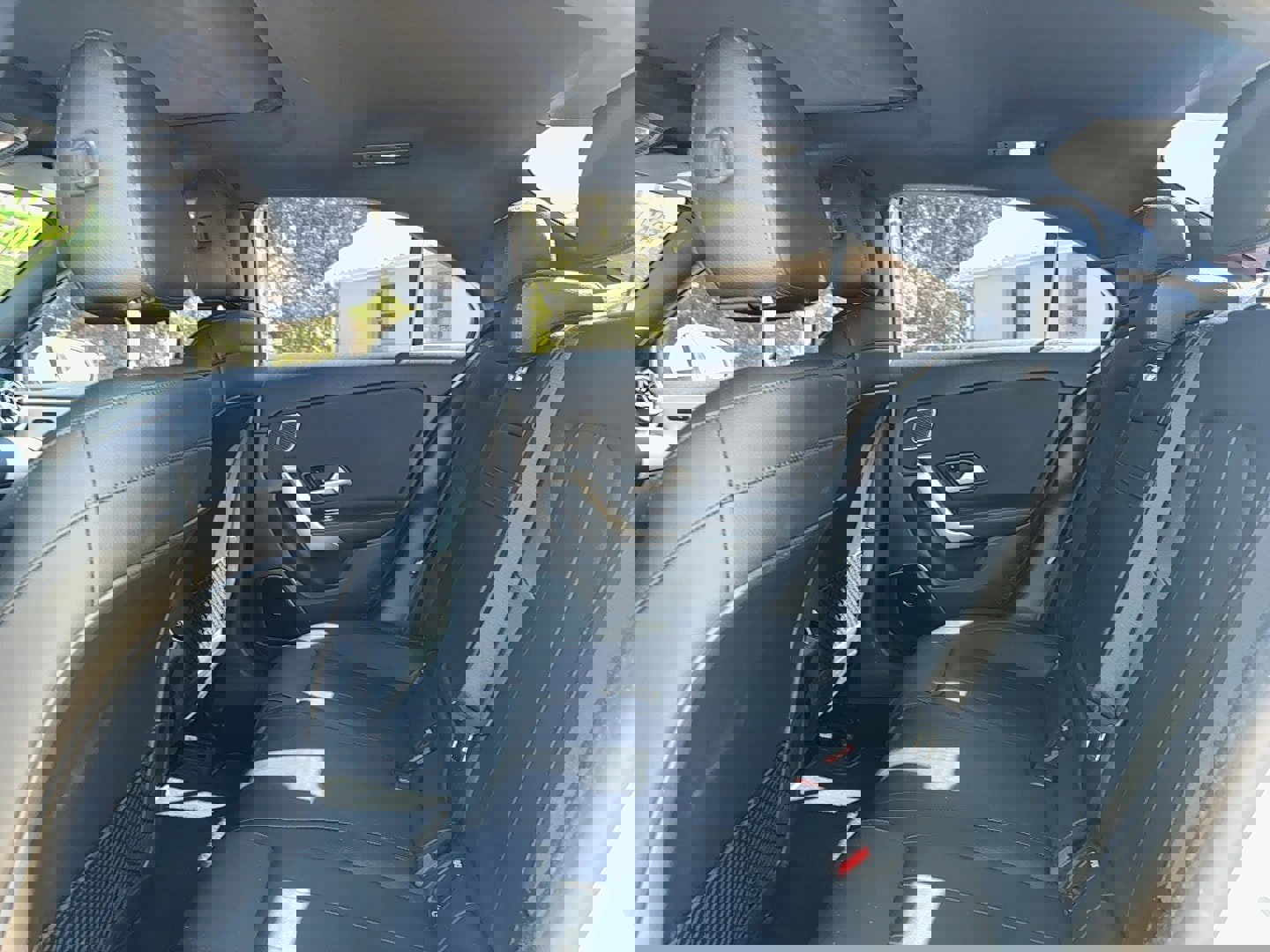 Used 2021 Mercedes-Benz A 220 image 10