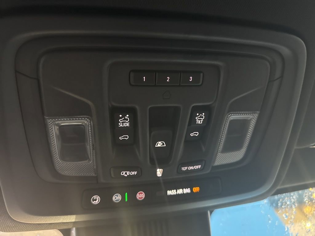 Used 2025 GMC Sierra 2500 AT4 w/ AT4 Premium Plus Package AWD/4WD image 12