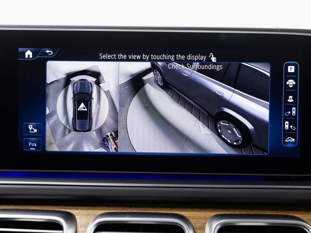 Used 2024 Mercedes-Benz Maybach GLS 600 4MATIC image 23