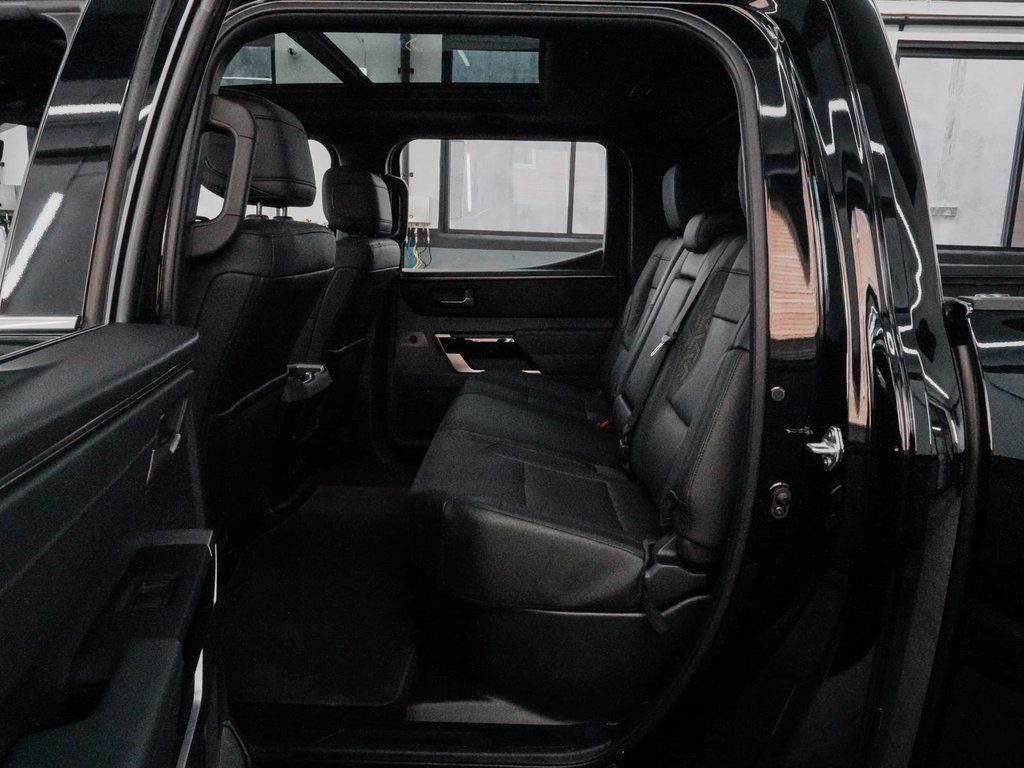 Used 2025 Toyota Tundra Limited image 31