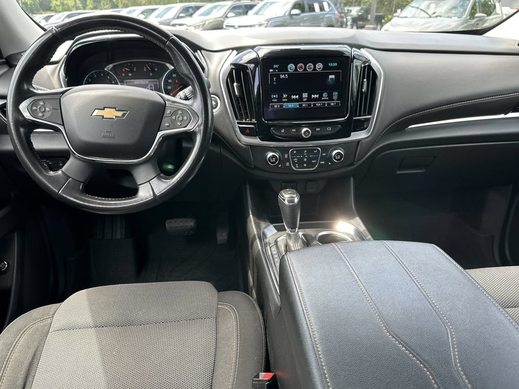 Used 2019 Chevrolet Traverse LT FWD image 10