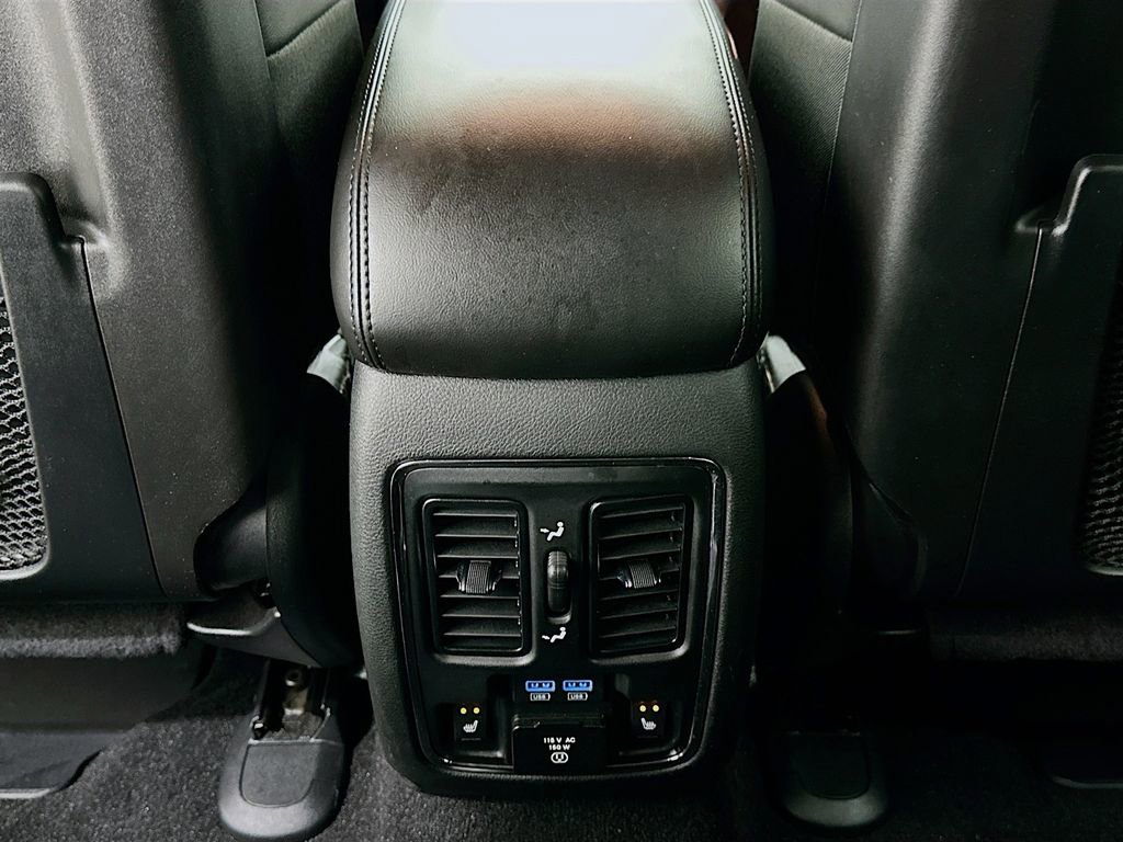 Used 2021 Jeep Grand Cherokee Limited w/ Luxury Group II image 25