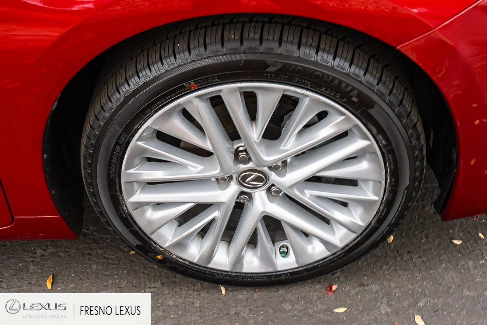 Used 2018 Lexus ES 350 w/ Luxury Package w/Wood Trim image 9