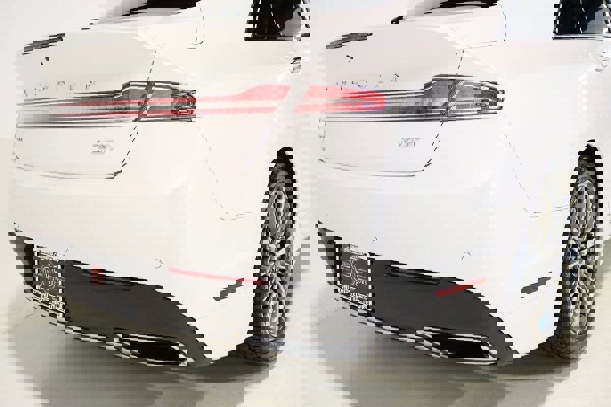 Used 2017 Lincoln MKZ Select w/ Climate Package image 10