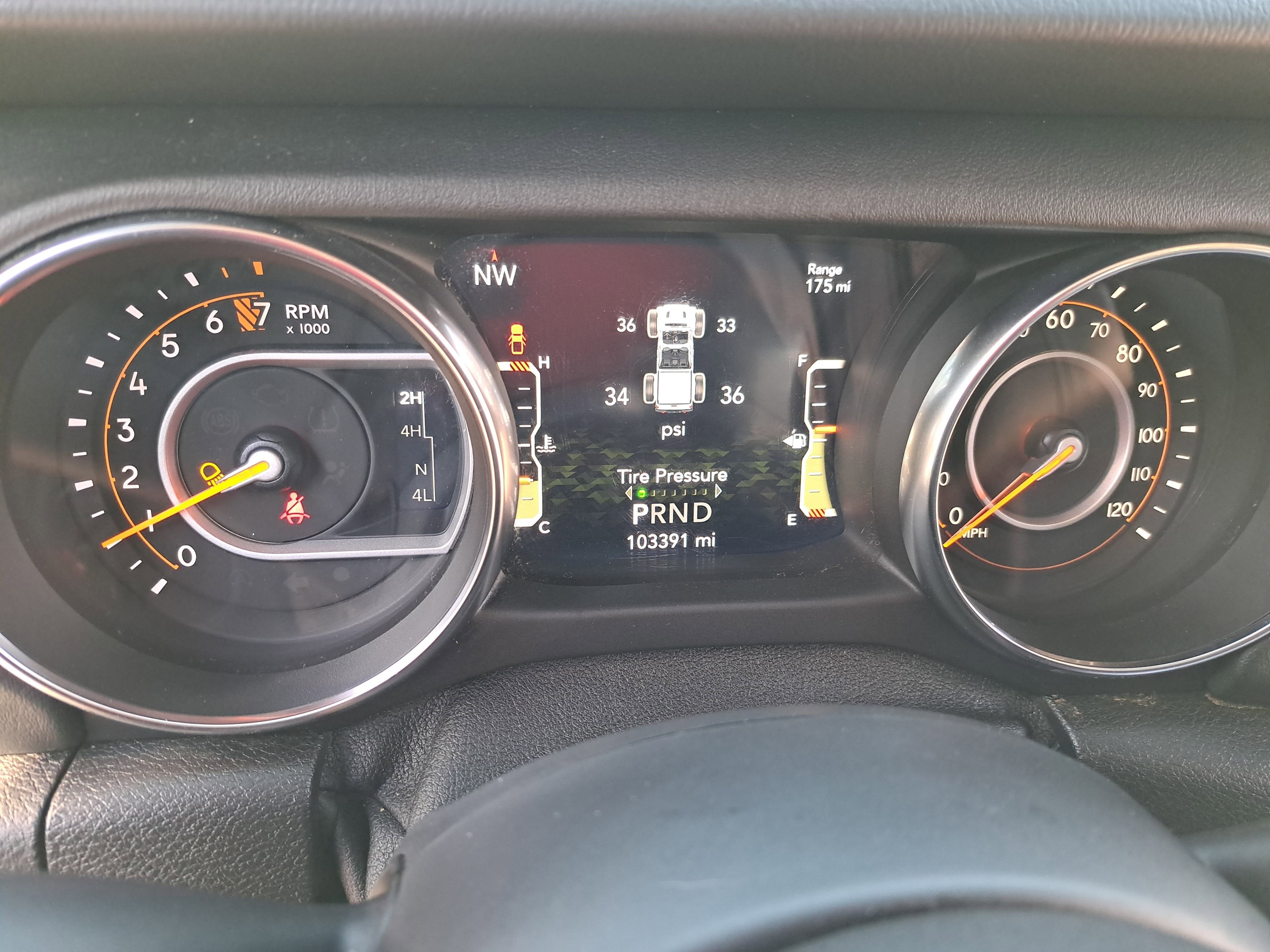 Used 2020 Jeep Gladiator Overland image 17