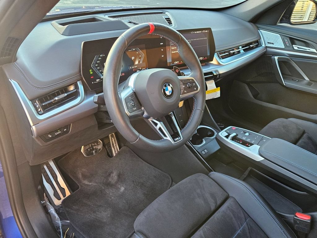 Certified 2025 BMW X1 M35i AWD/4WD image 11