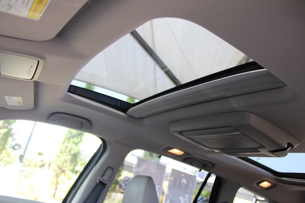 Used 2019 Honda Pilot Elite image 5