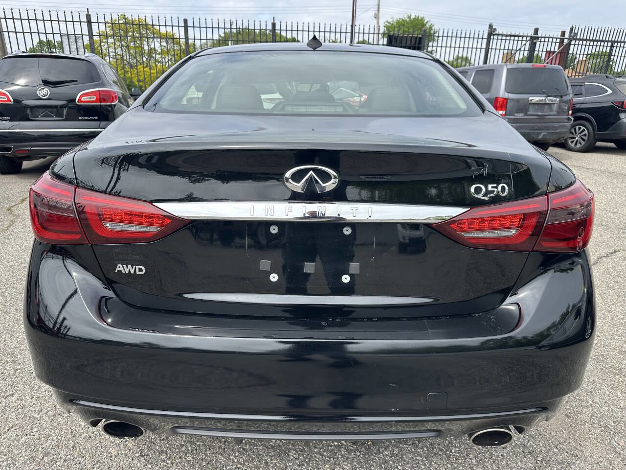Used 2019 INFINITI Q50 Luxe w/ Essential Package (3.0T Luxe) AWD/4WD image 6