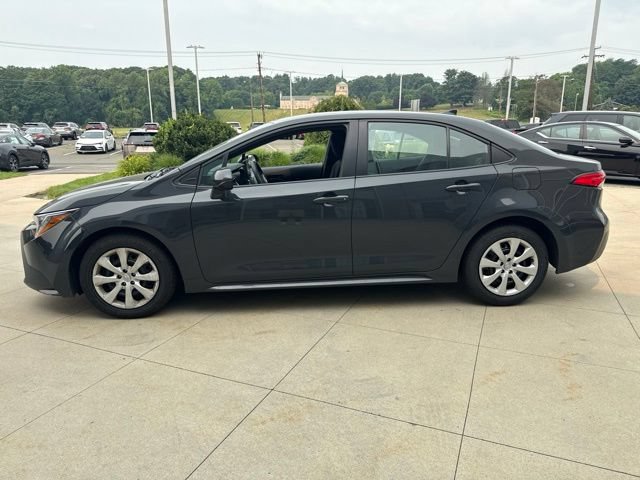 Used 2024 Toyota Corolla LE FWD image 4