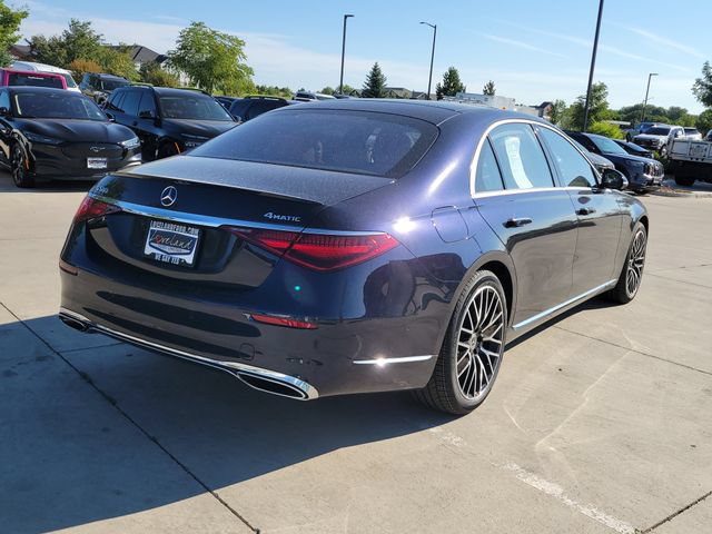 Used 2022 Mercedes-Benz S 580 4MATIC Sedan image 3