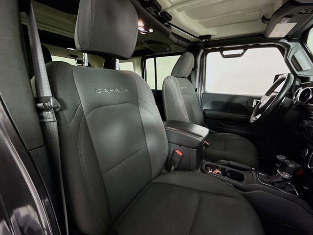 Used 2019 Jeep Wrangler Unlimited Sahara w/ LED Lighting Group image 26