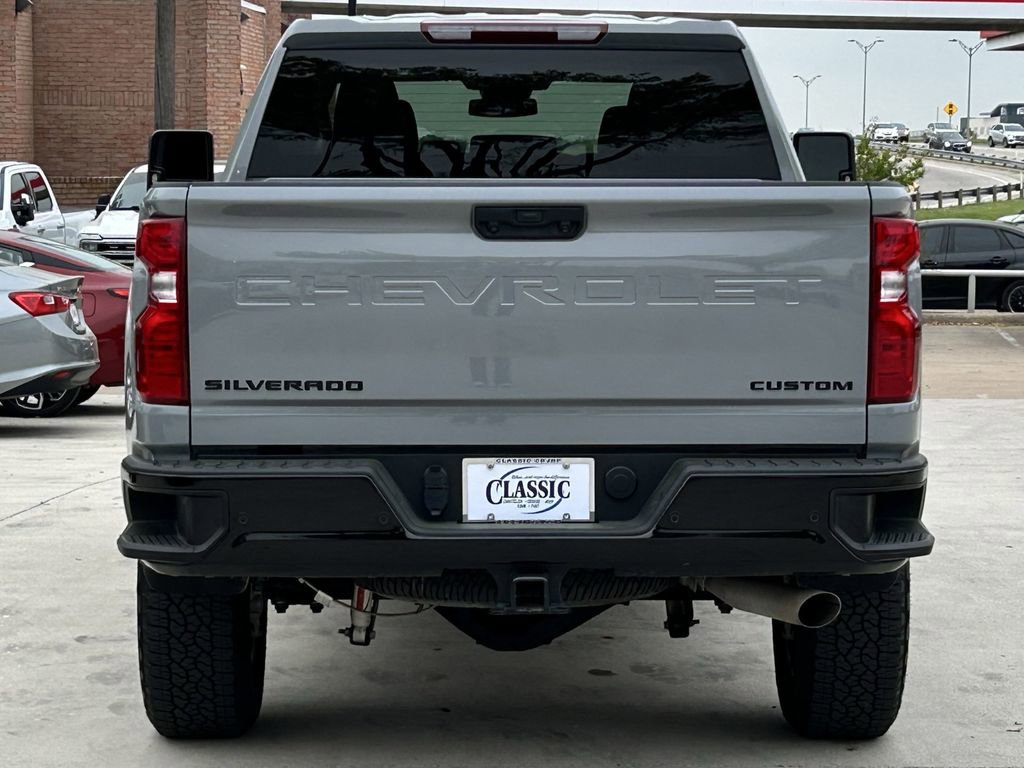 Used 2025 Chevrolet Silverado 2500 Custom w/ Custom Value Package image 5