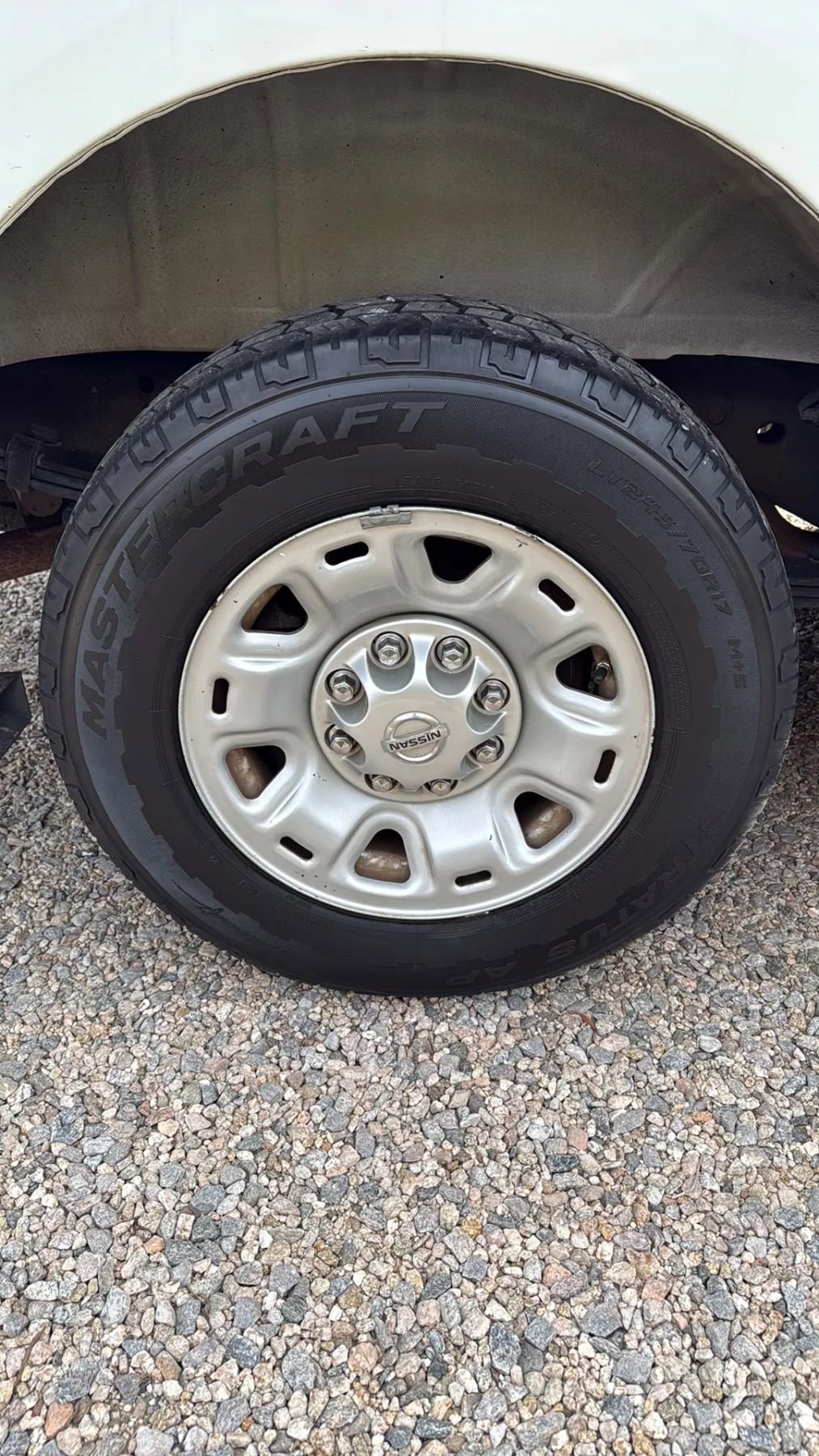 Used 2014 Nissan NV 2500 SV w/ Side & Curtain Airbag Package image 32