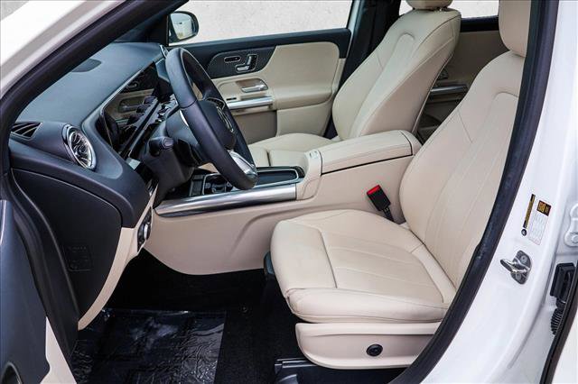 Used 2024 Mercedes-Benz GLA 250 4MATIC image 12