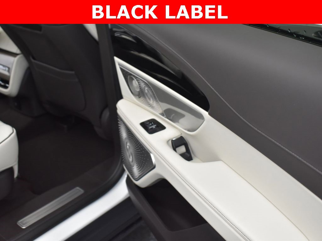 New 2026 Lincoln Nautilus Black Label w/ Jet Appearance Package image 15