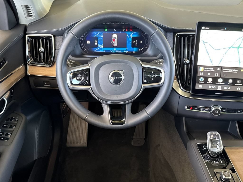 New 2026 Volvo XC90 B5 Core AWD/4WD image 13