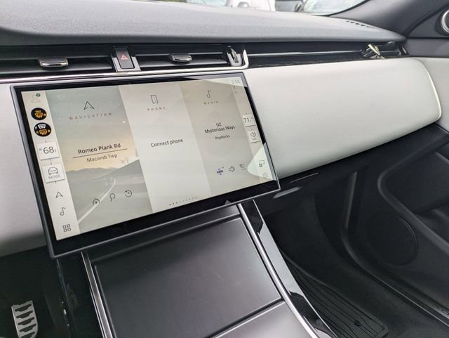 New 2026 Land Rover Range Rover Evoque Dynamic SE image 11