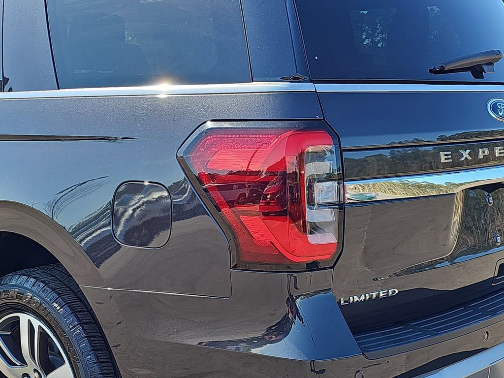 Used 2024 Ford Expedition Limited image 39