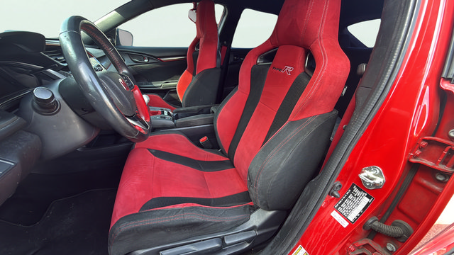 Used 2019 Honda Civic Type R image 12