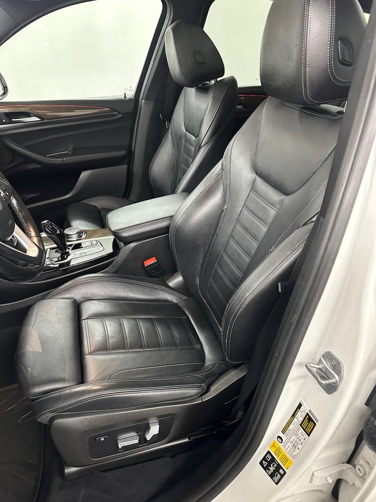 Used 2018 BMW X3 xDrive30i w/ Premium Package AWD/4WD image 13