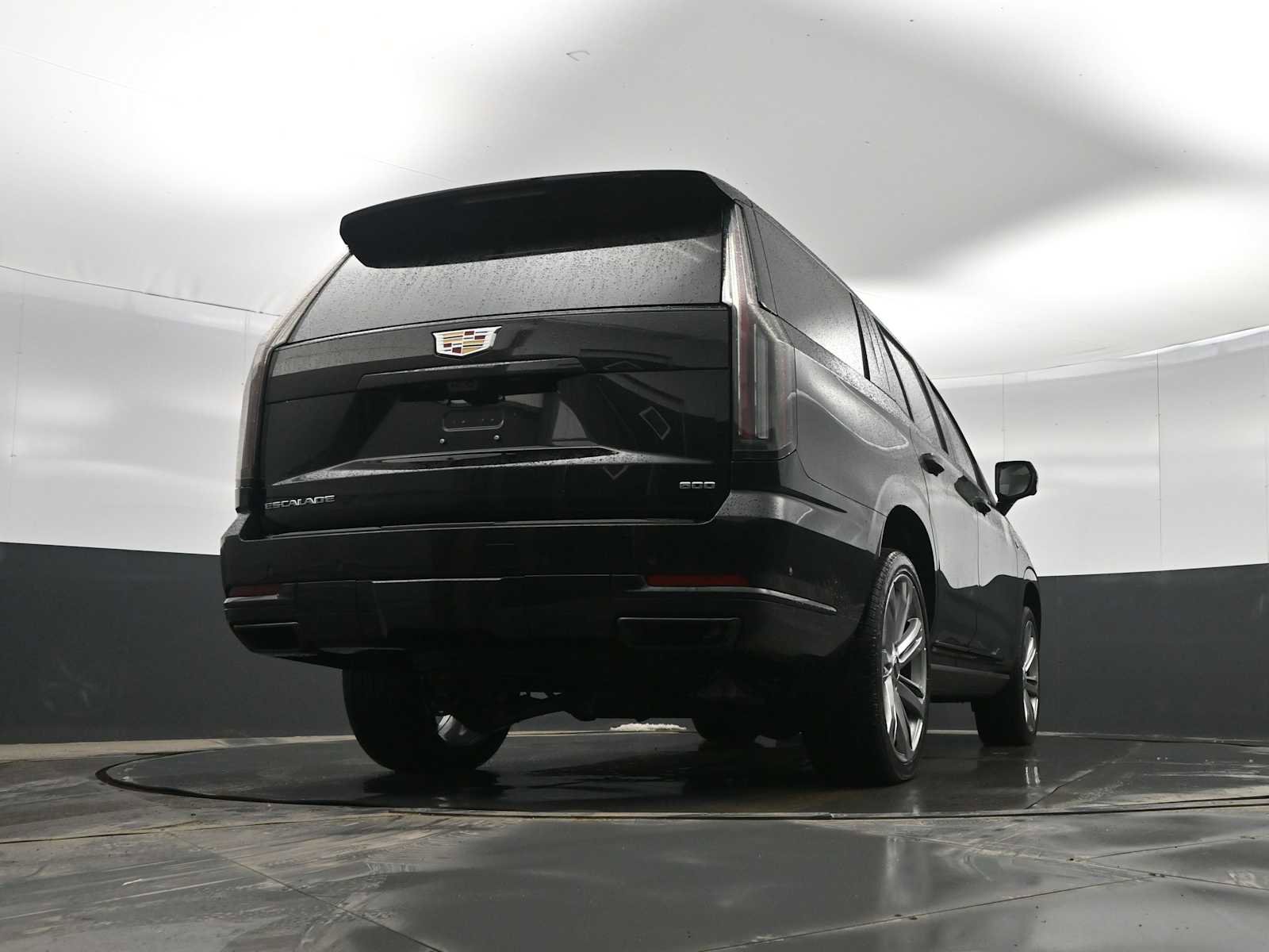 Used 2025 Cadillac Escalade Sport w/ Touring Package image 39
