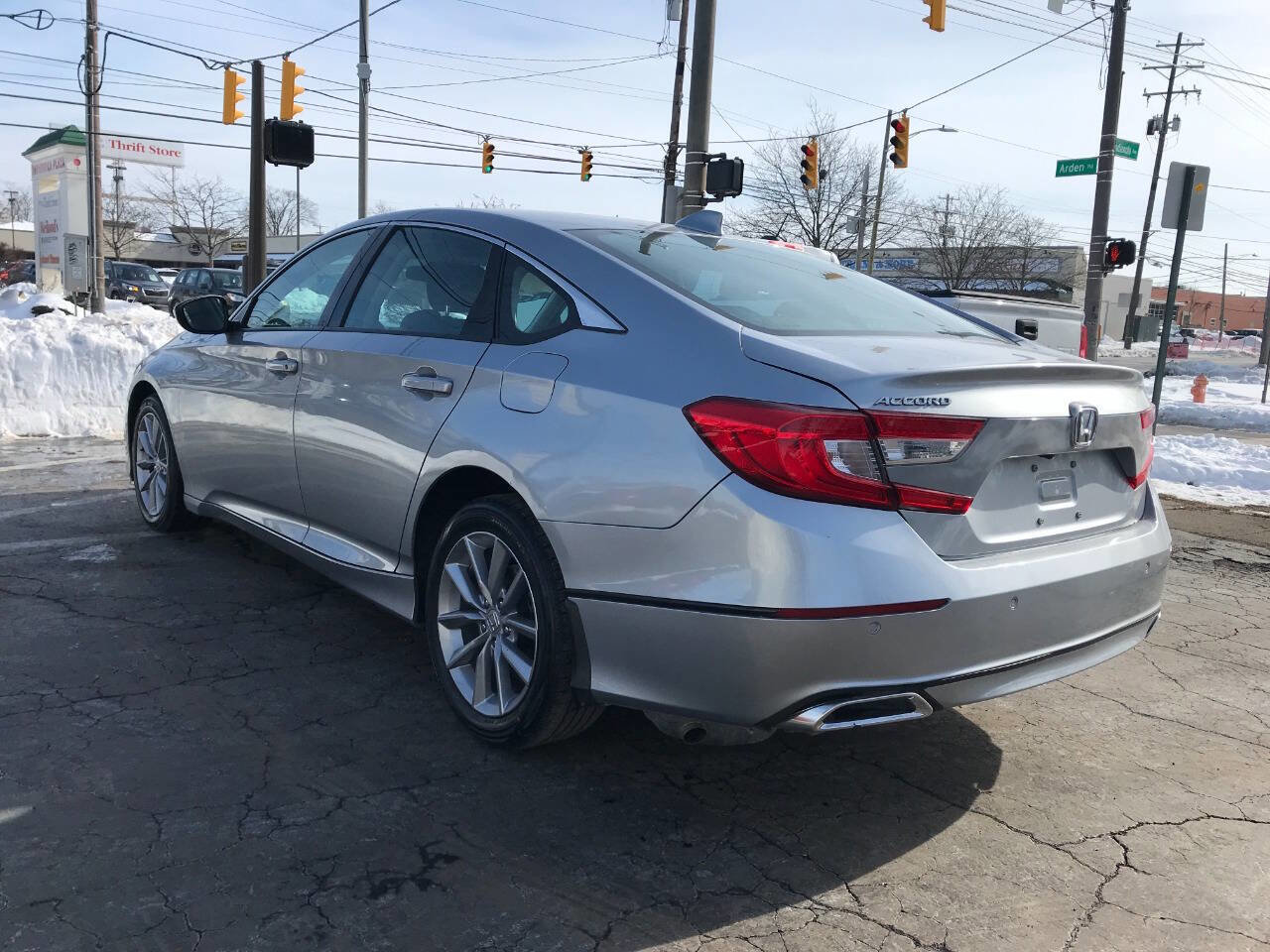 Used 2021 Honda Accord LX image 5