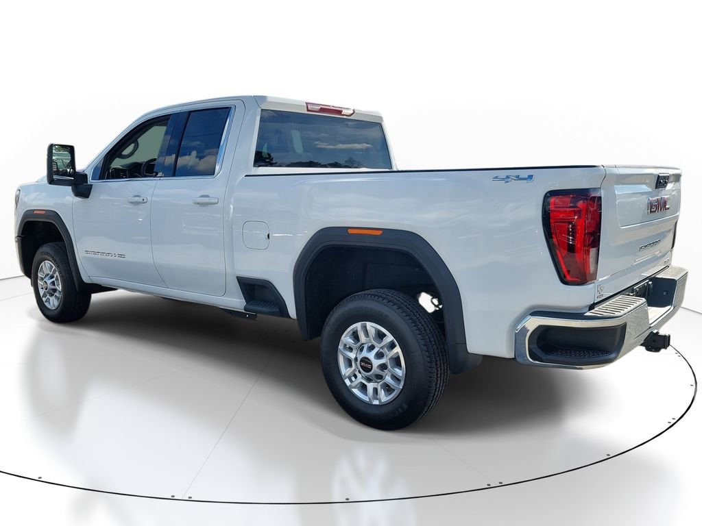 New 2026 GMC Sierra 2500 SLE image 3