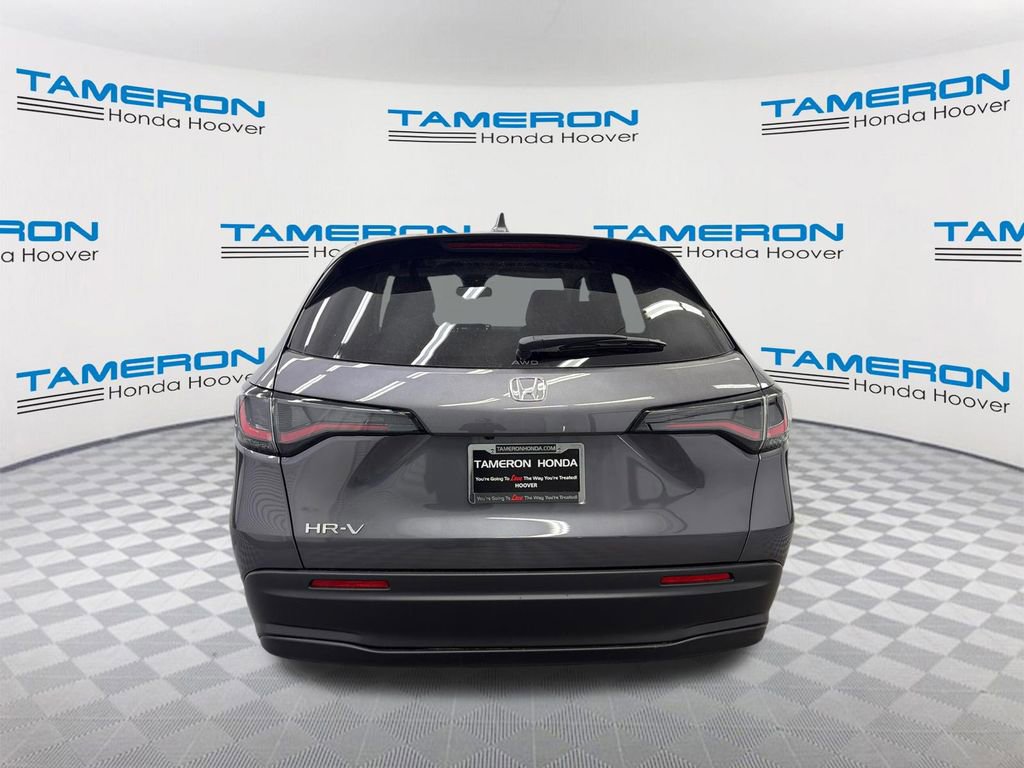 New 2026 Honda HR-V LX image 4