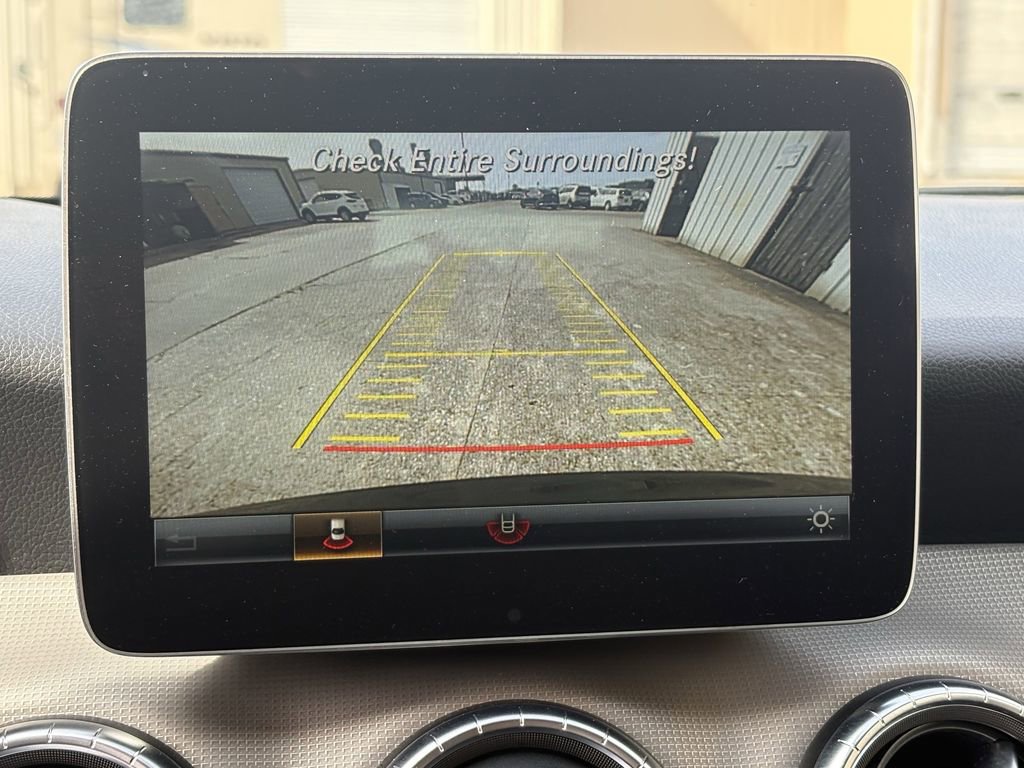 Used 2018 Mercedes-Benz CLA 250 image 19