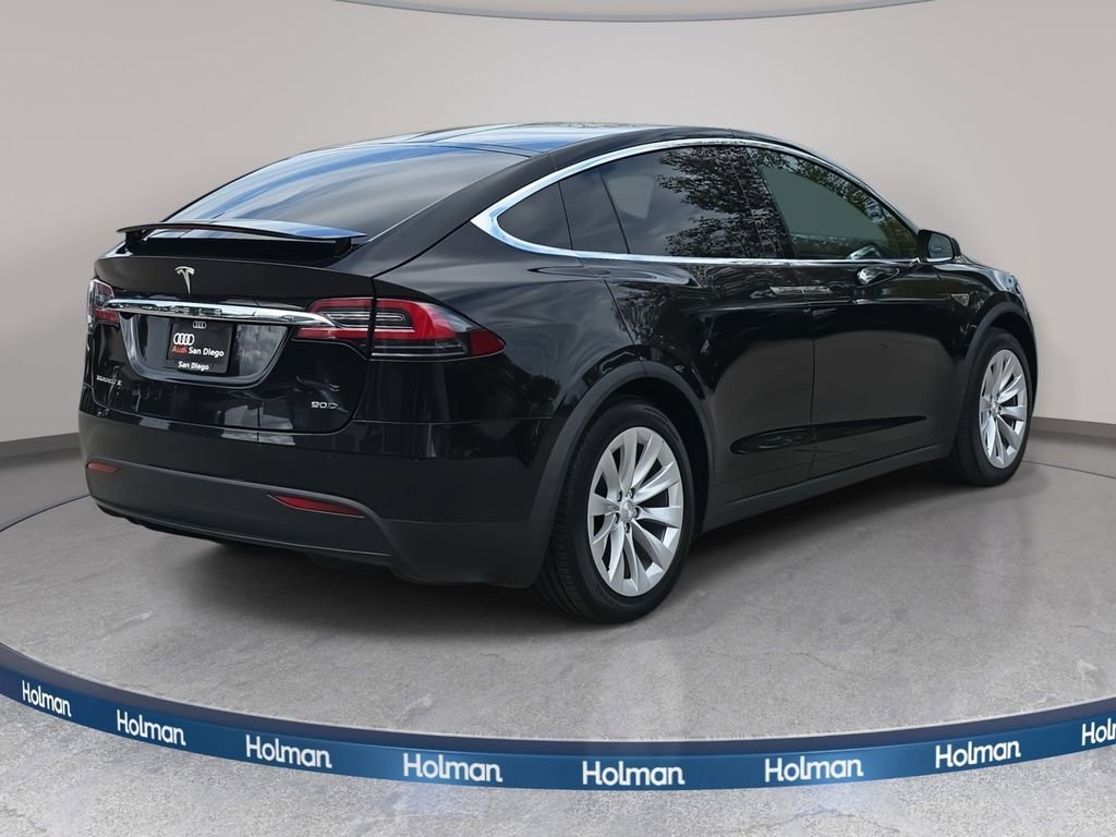 Used 2016 Tesla Model X 90D image 6