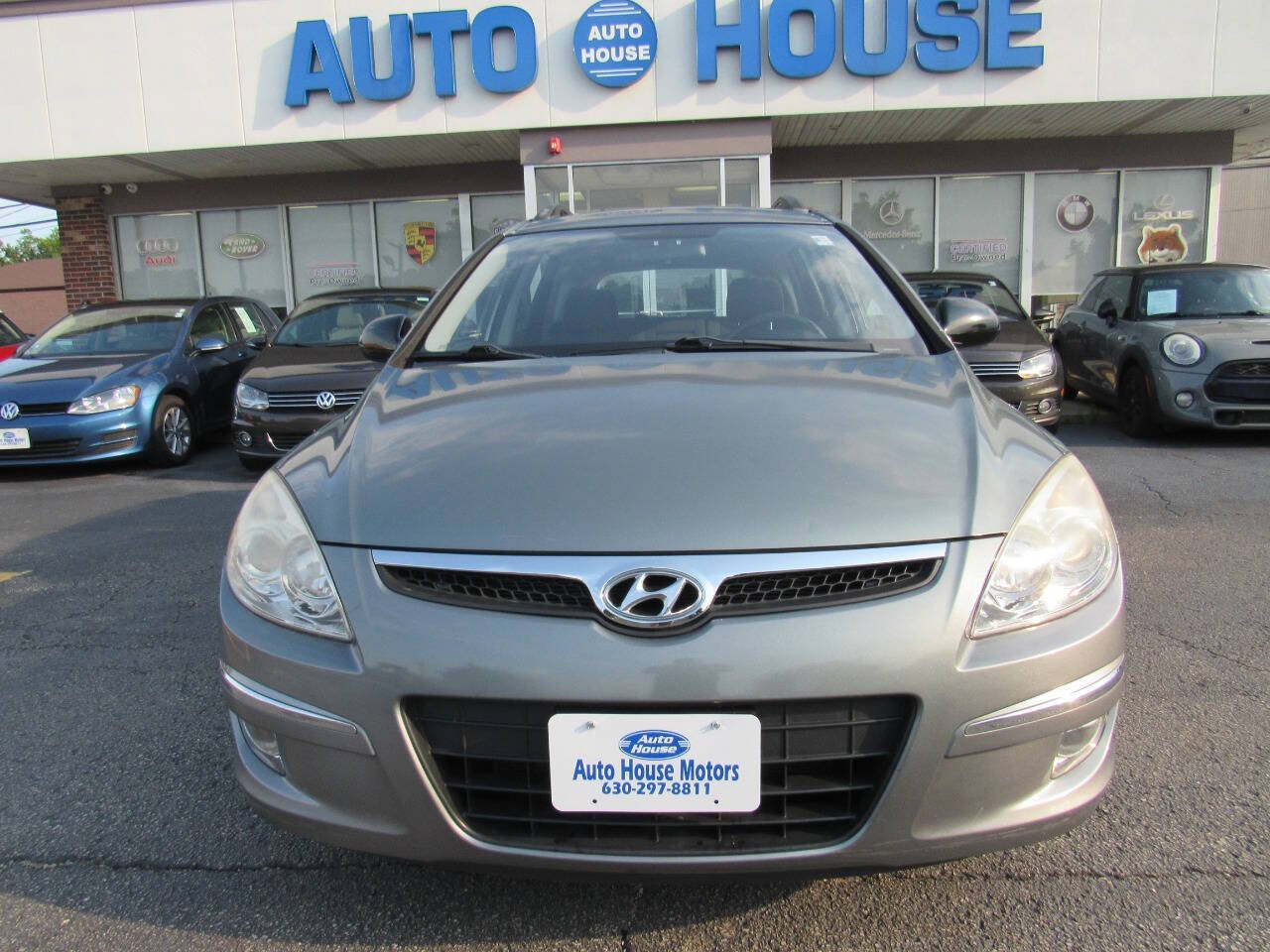 Used 2010 Hyundai Elantra SE w/ Popular Equipment Pkg 2 FWD image 3