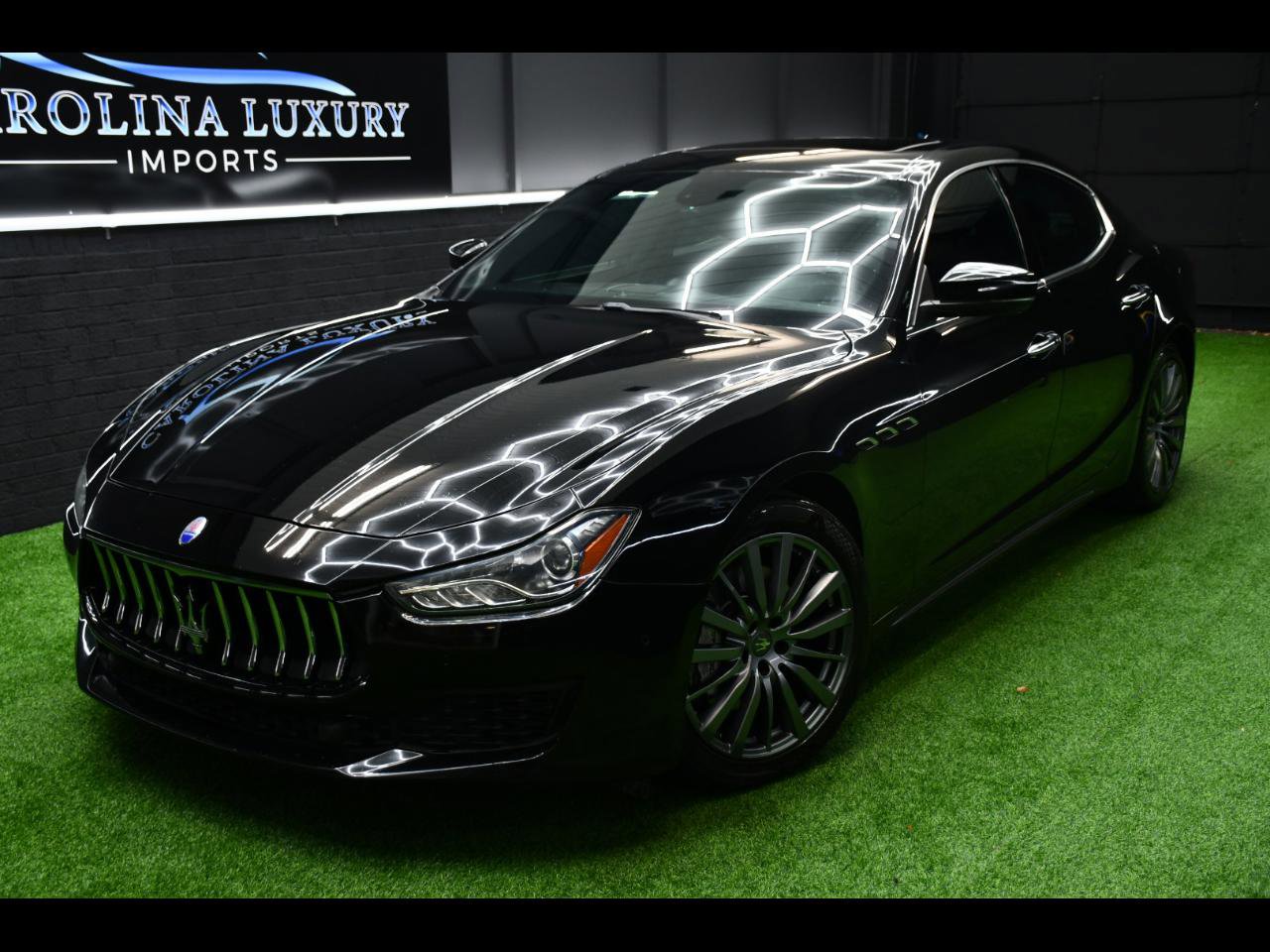 Used 2020 Maserati Ghibli image 1