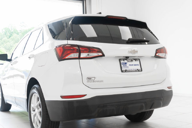 Used 2024 Chevrolet Equinox LS FWD image 9