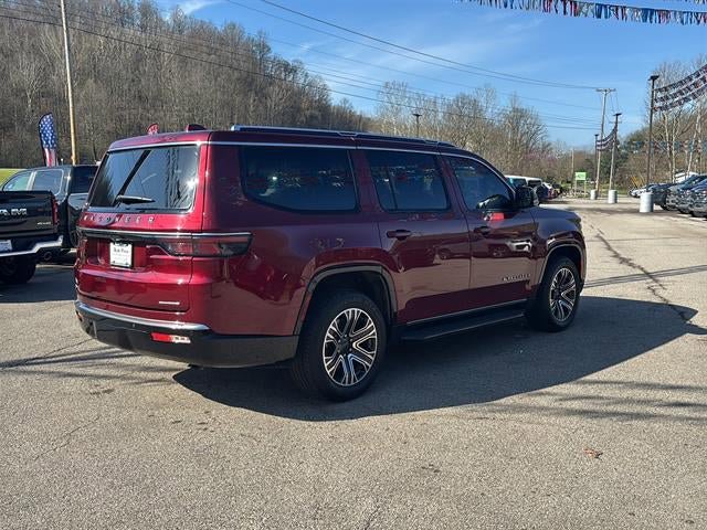 Used 2023 Jeep Wagoneer Series II AWD/4WD image 5