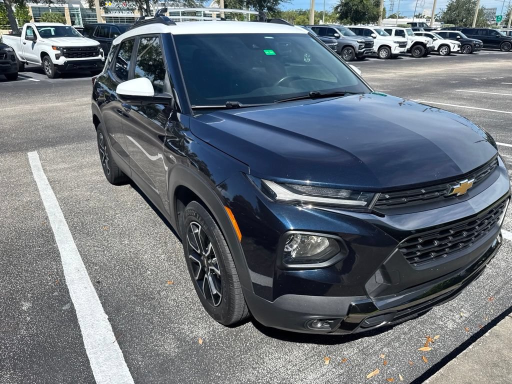 Used 2021 Chevrolet TrailBlazer ACTIV w/ Technology Package FWD image 3