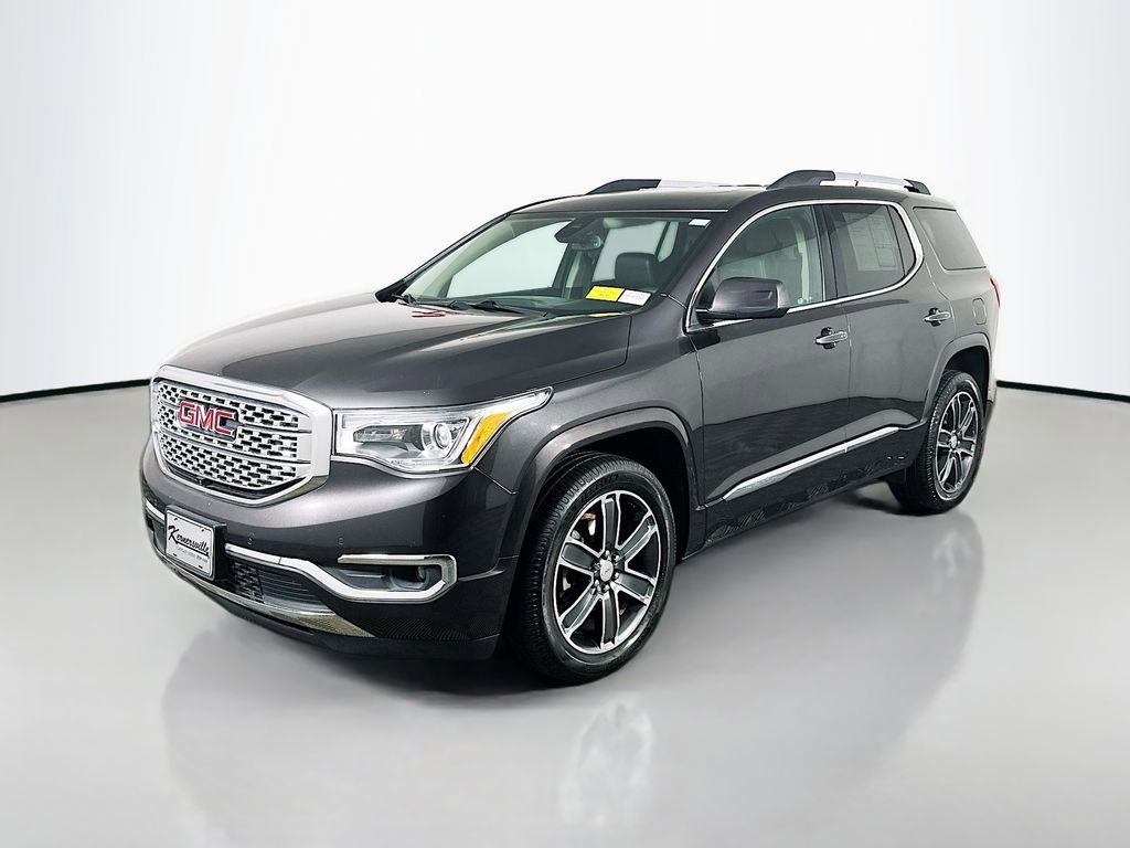 Used 2017 GMC Acadia Denali w/ Technology Package image 3
