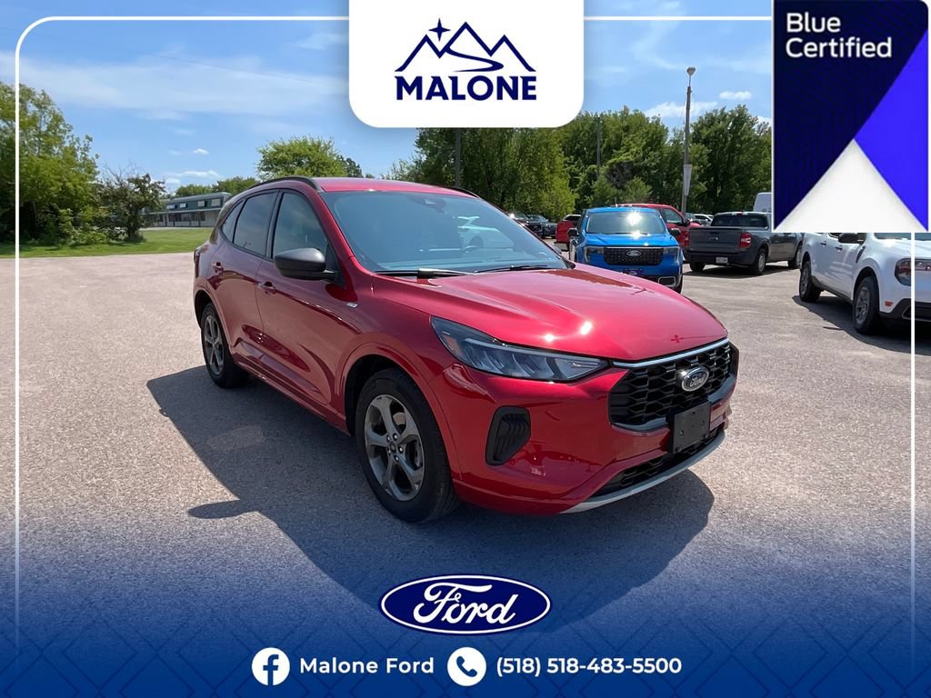 Used 2023 Ford Escape ST-Line w/ Tech Pack #1 AWD/4WD image 9