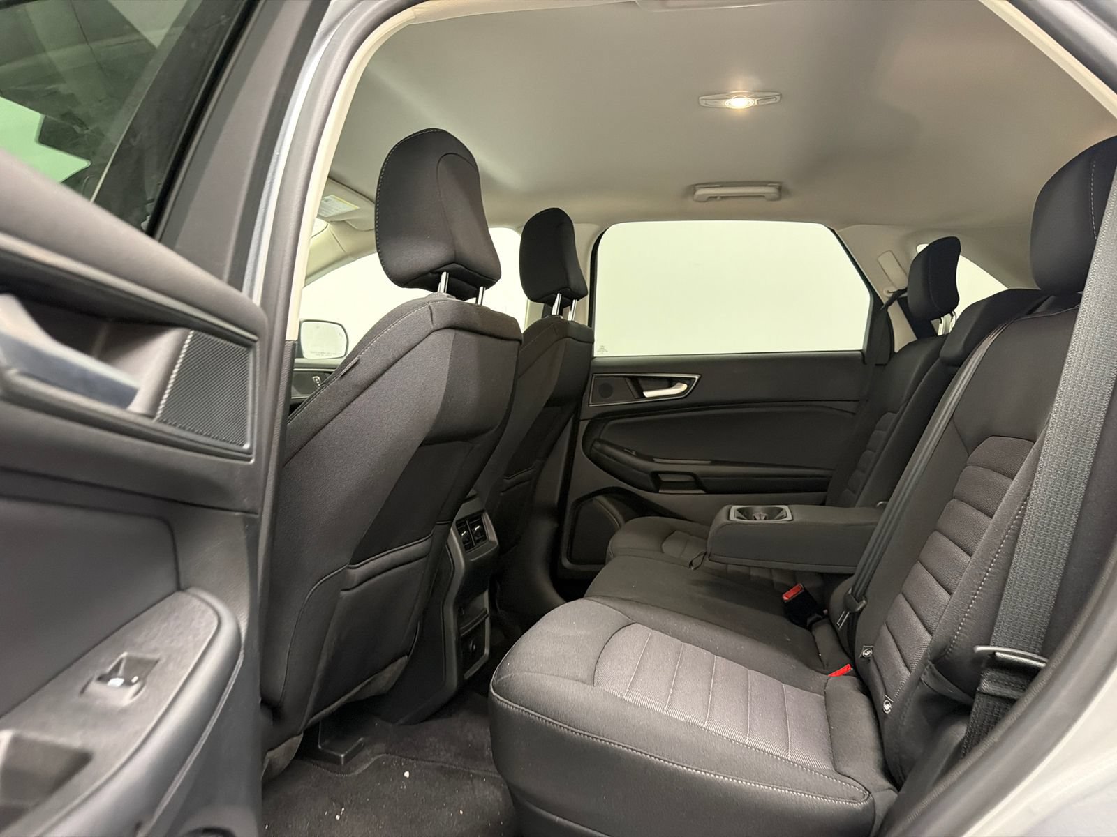 New 2024 Ford Edge SE AWD/4WD image 14