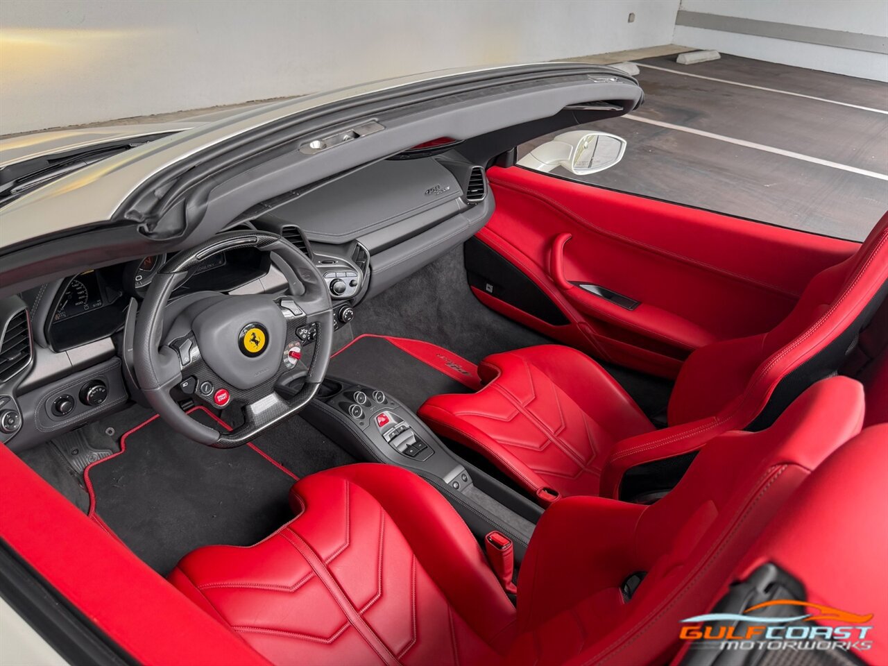 Used 2014 Ferrari 458 Spider RWD image 2