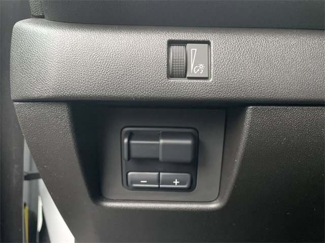 Used 2024 Chevrolet Colorado Trail Boss w/ Technology Package image 35