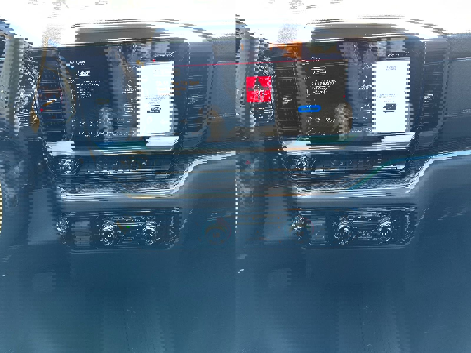 New 2025 GMC Sierra 2500 SLE w/ SLE Value Package; image 26