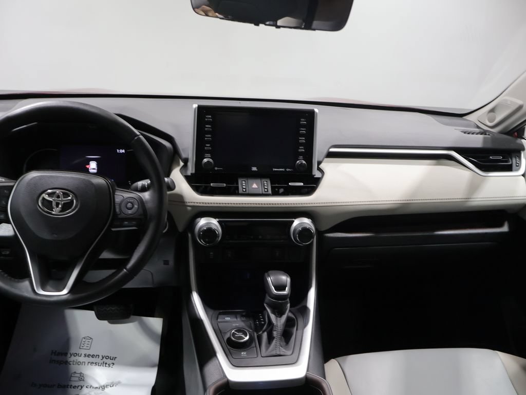 Certified 2021 Toyota RAV4 Limited AWD/4WD image 17