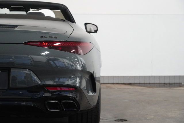 New 2025 Mercedes-Benz SL 63 AMG 4MATIC image 17