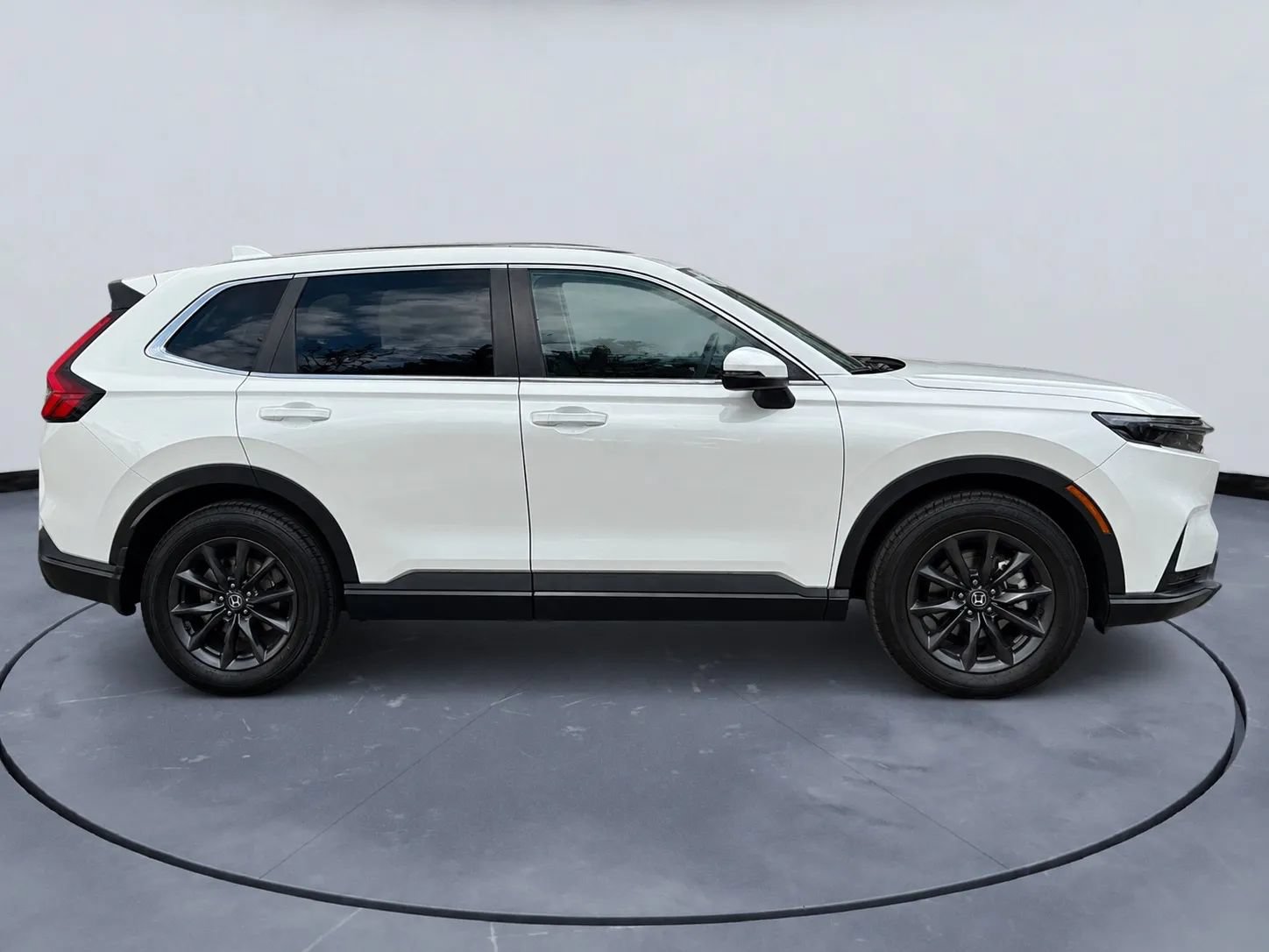 Used 2026 Honda CR-V EX-L image 11
