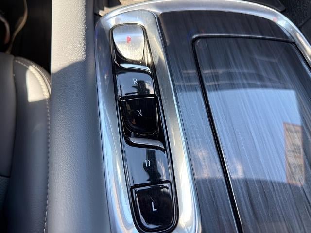 Used 2023 Buick Enclave Premium w/ Experience Buick Package AWD/4WD image 33